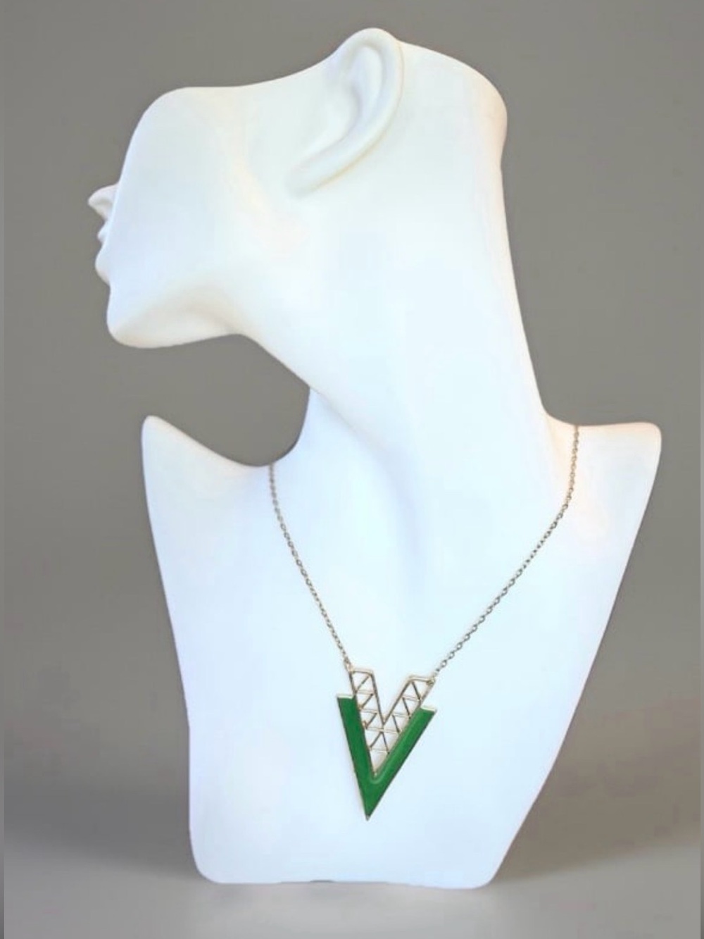 Green V-Shape Pendant Necklace - Women Jewelry